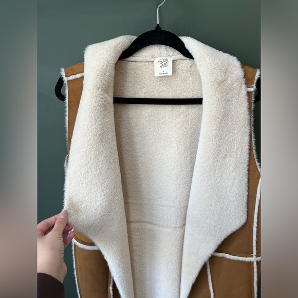 NWOT GOOD HART Matilda Jane Greenville Womens faux fur/suede cardigan vest Large - Picture 4 of 9